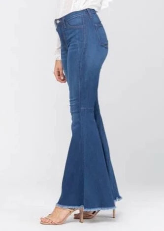 Judy Blue High Waisted Super Flare Jeans